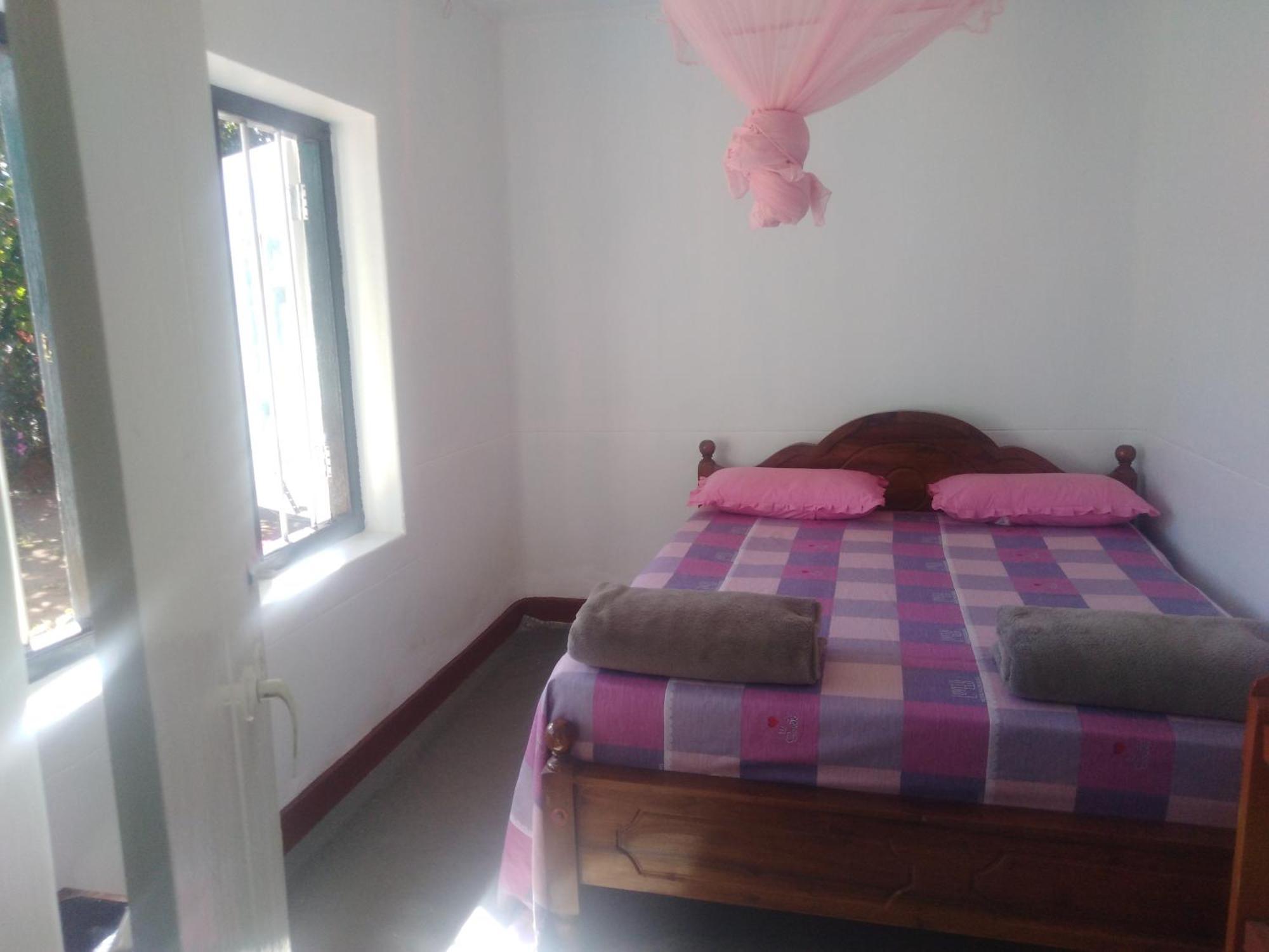 Forest Cyniciam Homestay أوهيا الغرفة الصورة